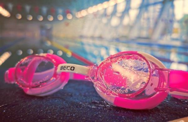 Bild von Schwimmbrille Kind pink