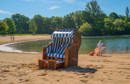 Blick zum Badesee