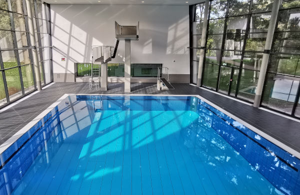 Lehrschwimmbecken